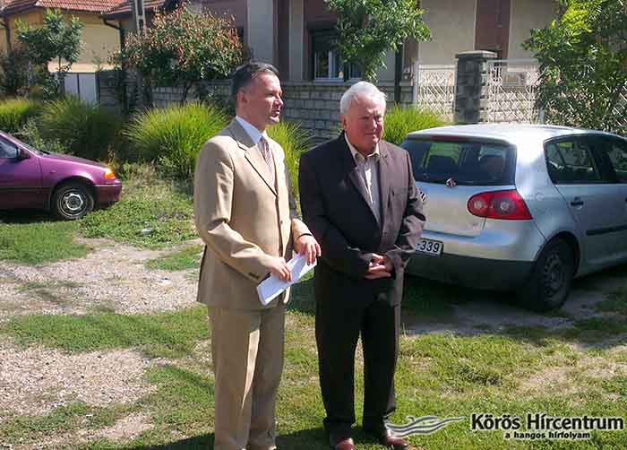 Most a Laktanya utca 200 méteres szakasza kerül felújításra, valamint parkolókat is kiépítenek Most a Laktanya utca 200 méteres szakasza kerül felújításra, valamint parkolókat is kiépítenek