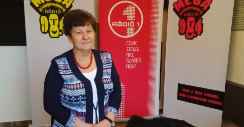Az FM98.4 Mega Rádió reggeli műsora - Pál Miklósné, a Békés Megyei Népművészeti Egyesület elnöke Az FM98.4 Mega Rádió reggeli műsora - Pál Miklósné, a Békés Megyei Népművészeti Egyesület elnöke
