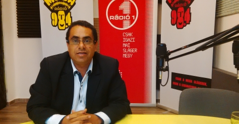 Az FM98.4 Mega Rádió reggeli műsora - Dr. Abdulrahman Abdulrab Mohamed, a gyulai Egészséges Városért Közalapítvány kuratóriumának elnöke Az FM98.4 Mega Rádió reggeli műsora - Dr. Abdulrahman Abdulrab Mohamed, a gyulai Egészséges Városért Közalapítvány kuratóriumának elnöke