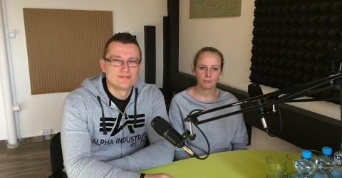 Az FM98.4 Mega Rádió reggeli műsora - Kima Norbert, zenész, a Palmetta együttes tagja Az FM98.4 Mega Rádió reggeli műsora - Kima Norbert, zenész, a Palmetta együttes tagja