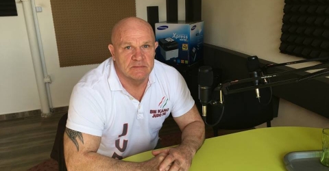 Az FM98.4 Mega Rádió reggeli műsora - Gyáni János, a Békés Megyei Kano Judo SE elnöke Az FM98.4 Mega Rádió reggeli műsora - Gyáni János, a Békés Megyei Kano Judo SE elnöke